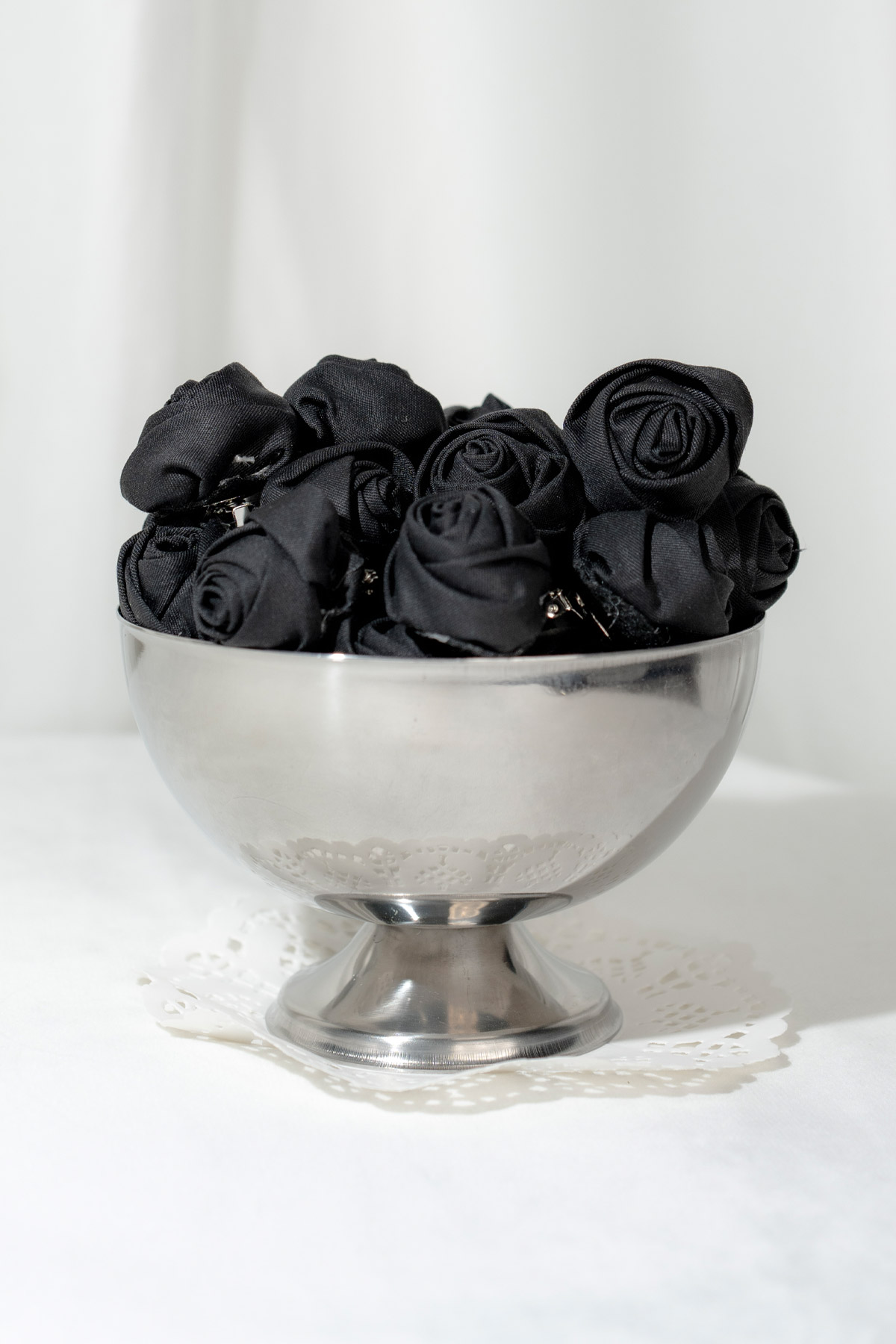QQ ROSE CORSAGE - NOIR [MODPARADE X Q2HAN]