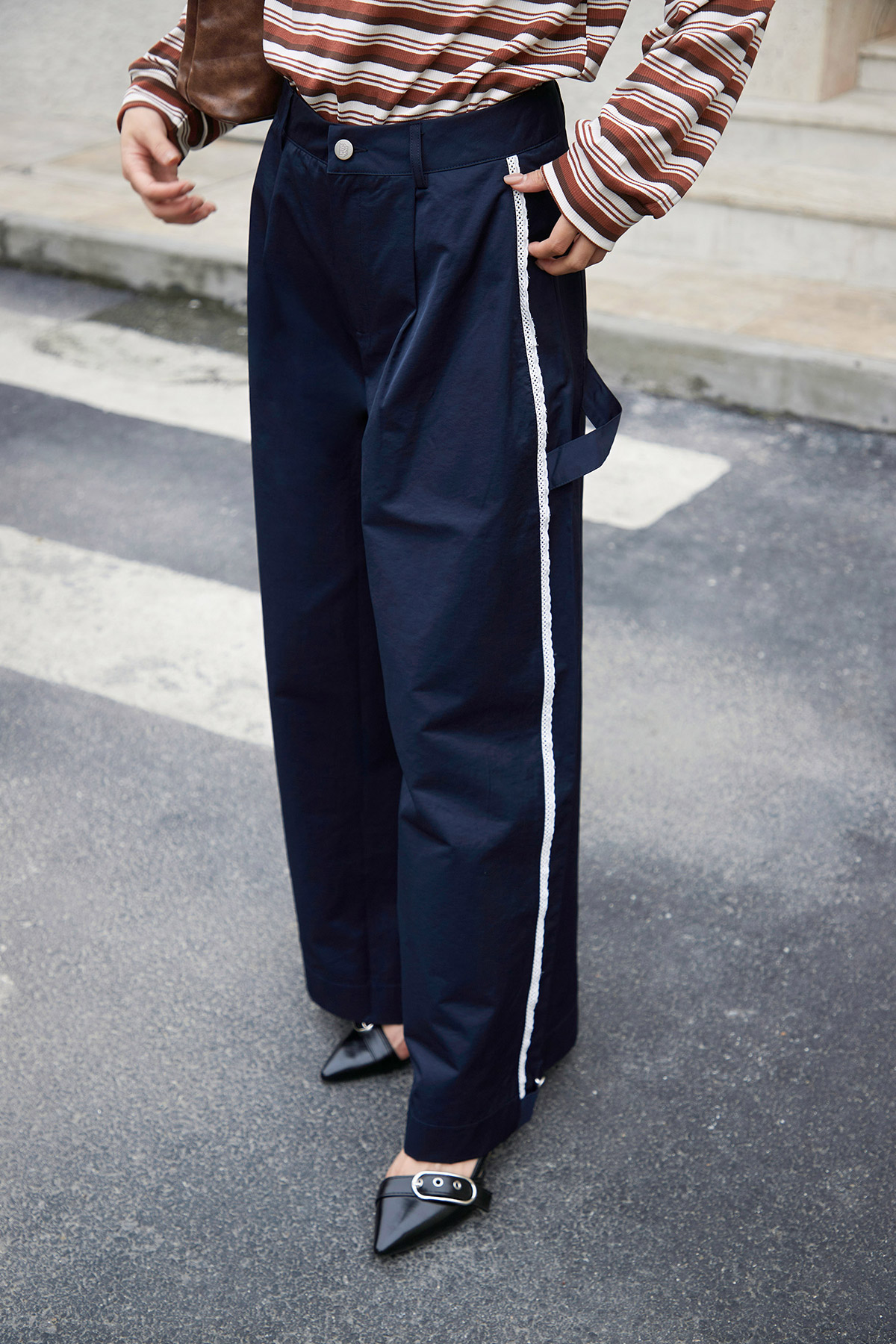 OLSEN PANTS - NAVY [BY MODPARADE]