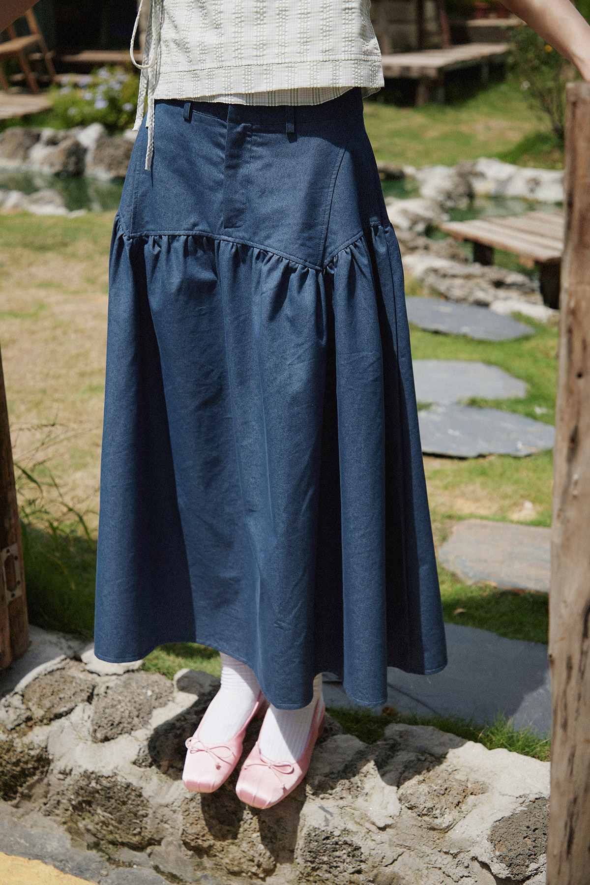 TOTTI SKIRT - MEDIUM WASH [BY MODPARADE]
