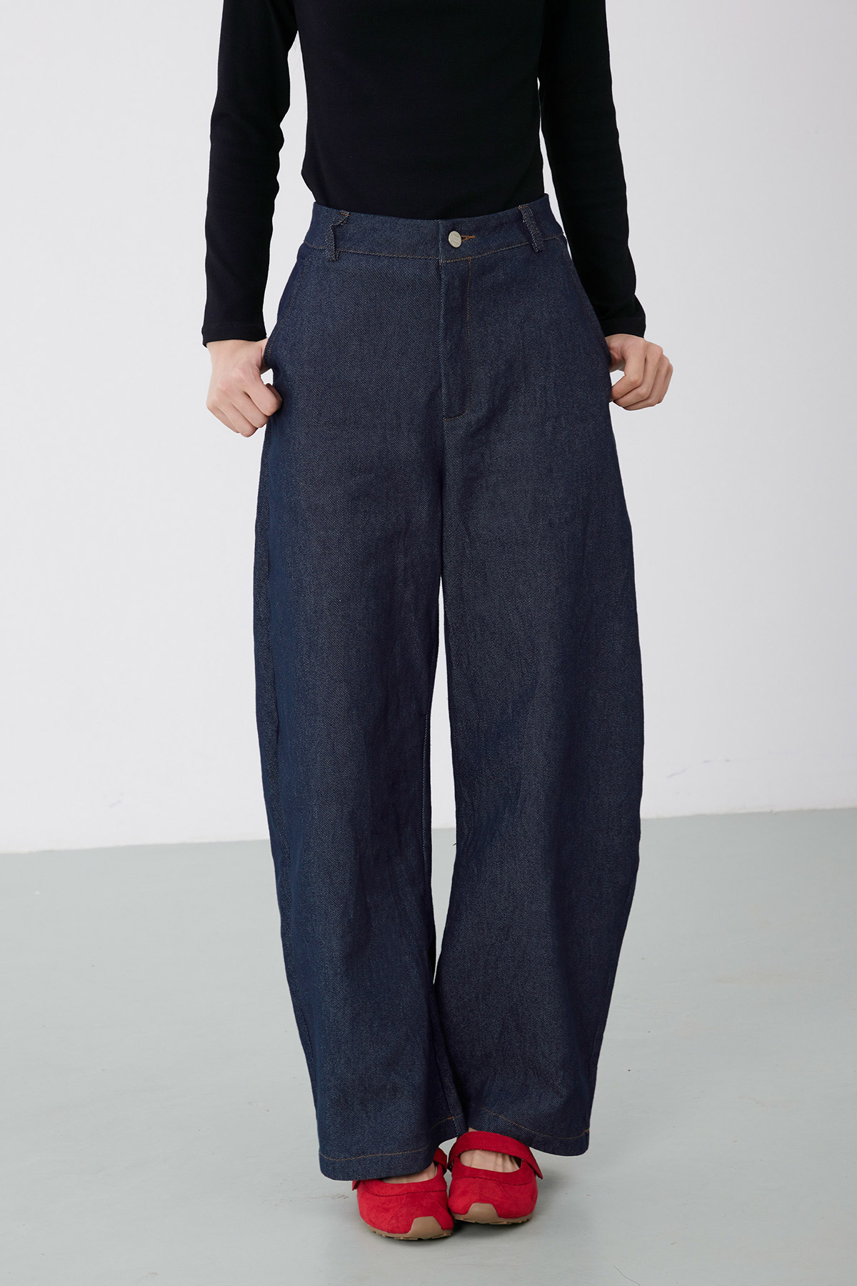 ERNIE BARREL JEANS - DARK WASH [BY MODPARADE]