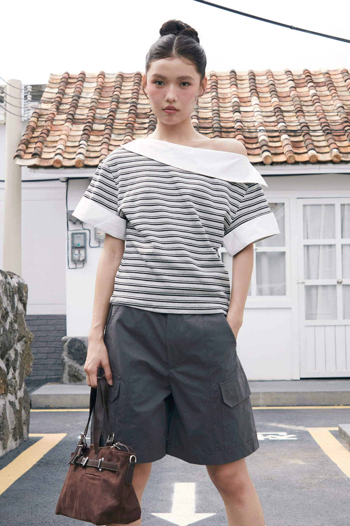 PAULA TOP - PEBBLE [BY MODPARADE]