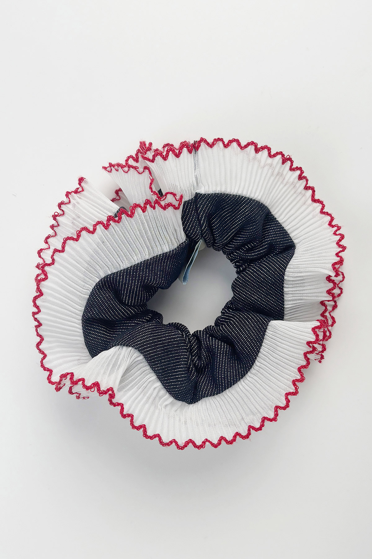 SCALLOP SCRUNCHIE - SCARLET DARK WASH [BY MODPARADE]