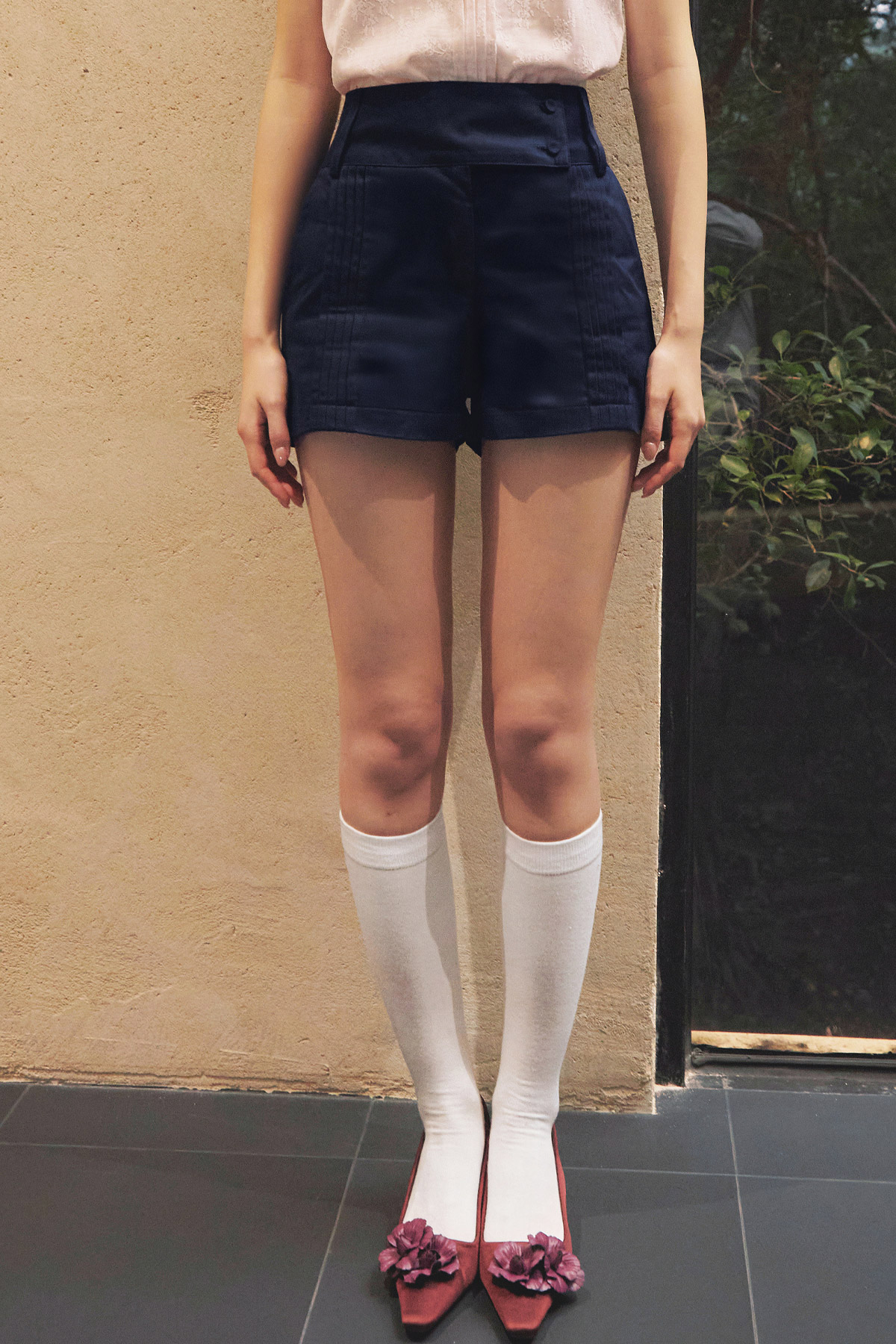 HANNAH SHORTS - NAVY [BY MODPARADE]