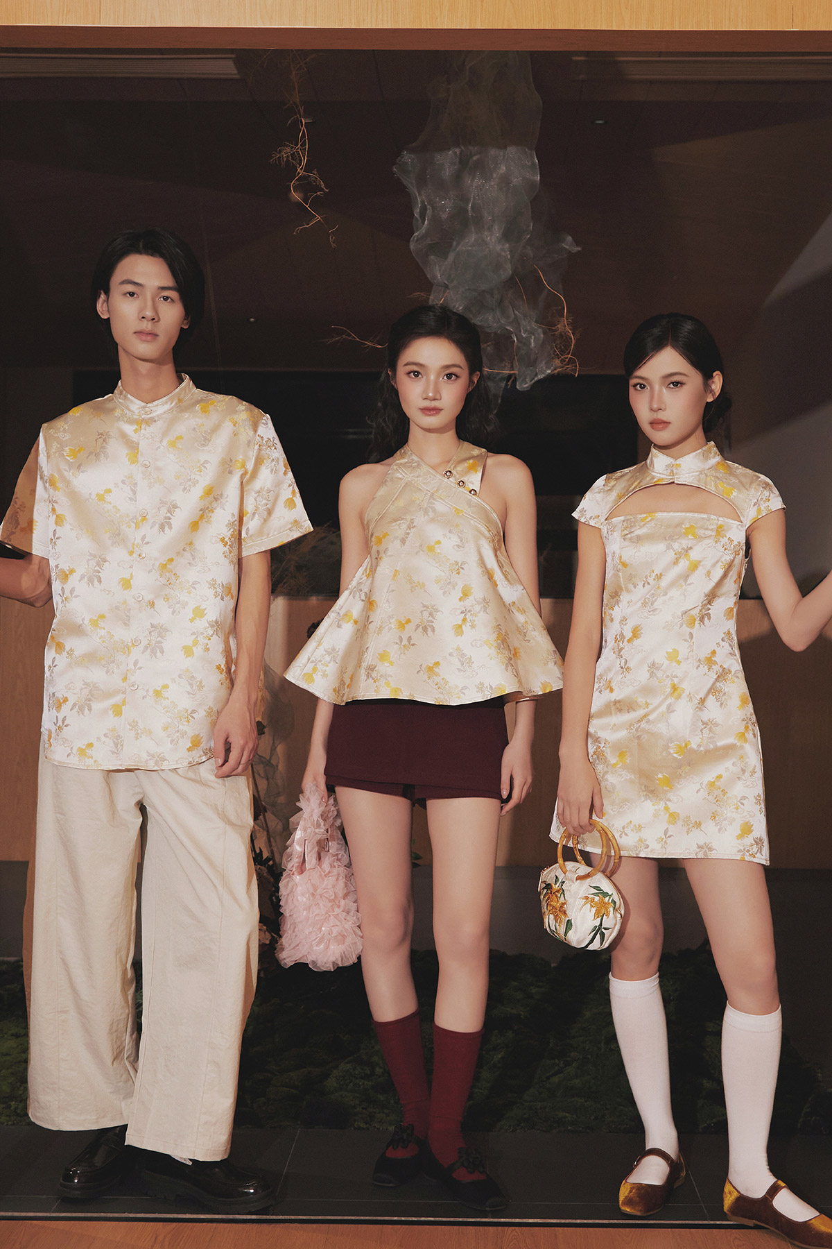 ZEXI TOP - GOLDEN POND [BY MODPARADE]