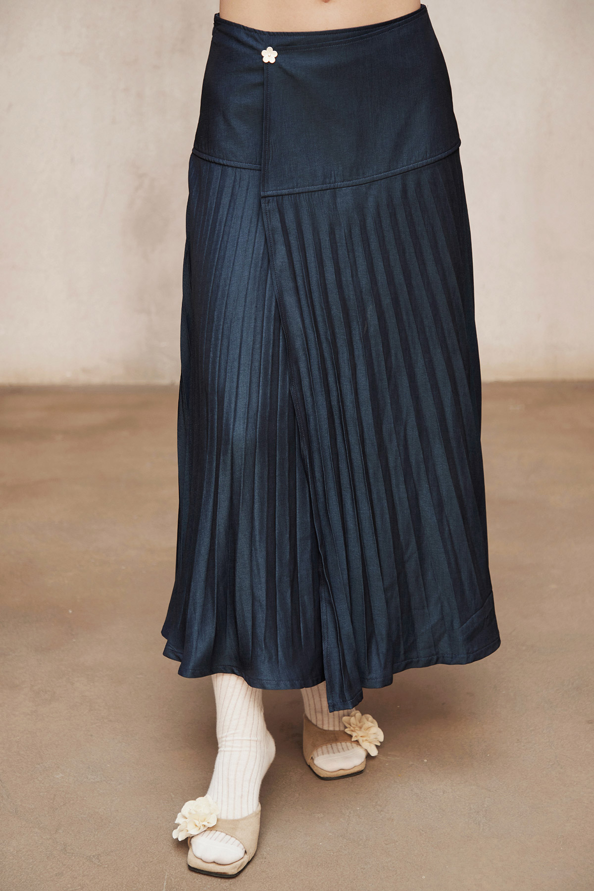 KELD SKIRT - DARK WASH [BY MODPARADE]