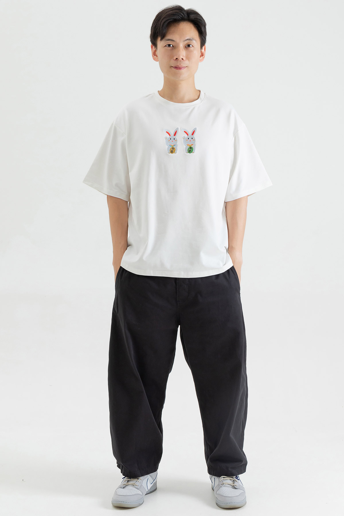 *SALE* DUO TOKKI EMBROIDERY TEE - BLANC [BY MODPARADE]