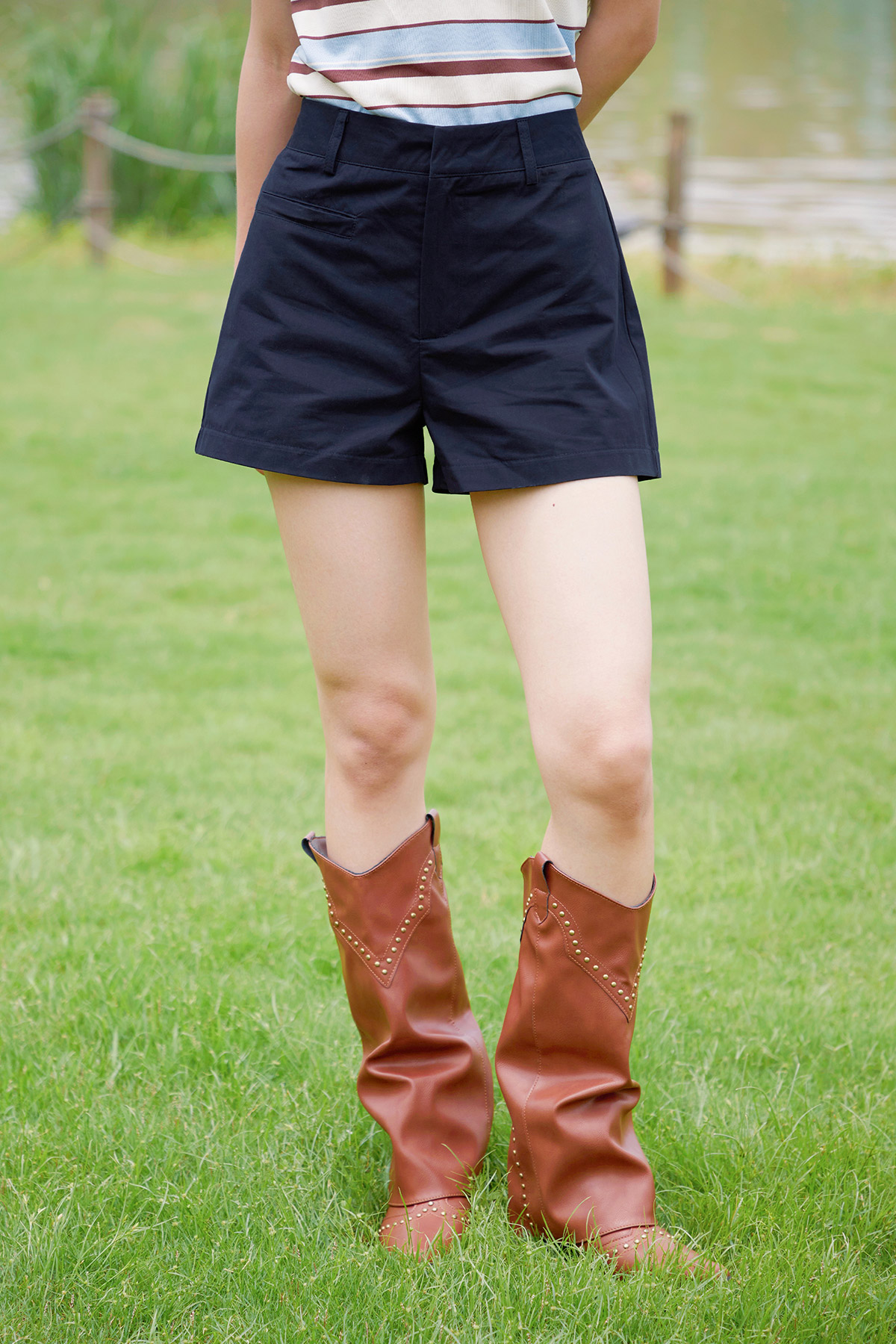 VILLY SHORTS - NAVY [BY MODPARADE]